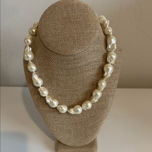 J Crew Elegant Pearl Necklace or handbag necklace NWOT